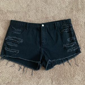 Dentz Curvy Plus Black Denim Shorts | 1XL